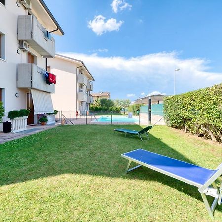 Wolf House - Sirmione Holiday Екстериор снимка