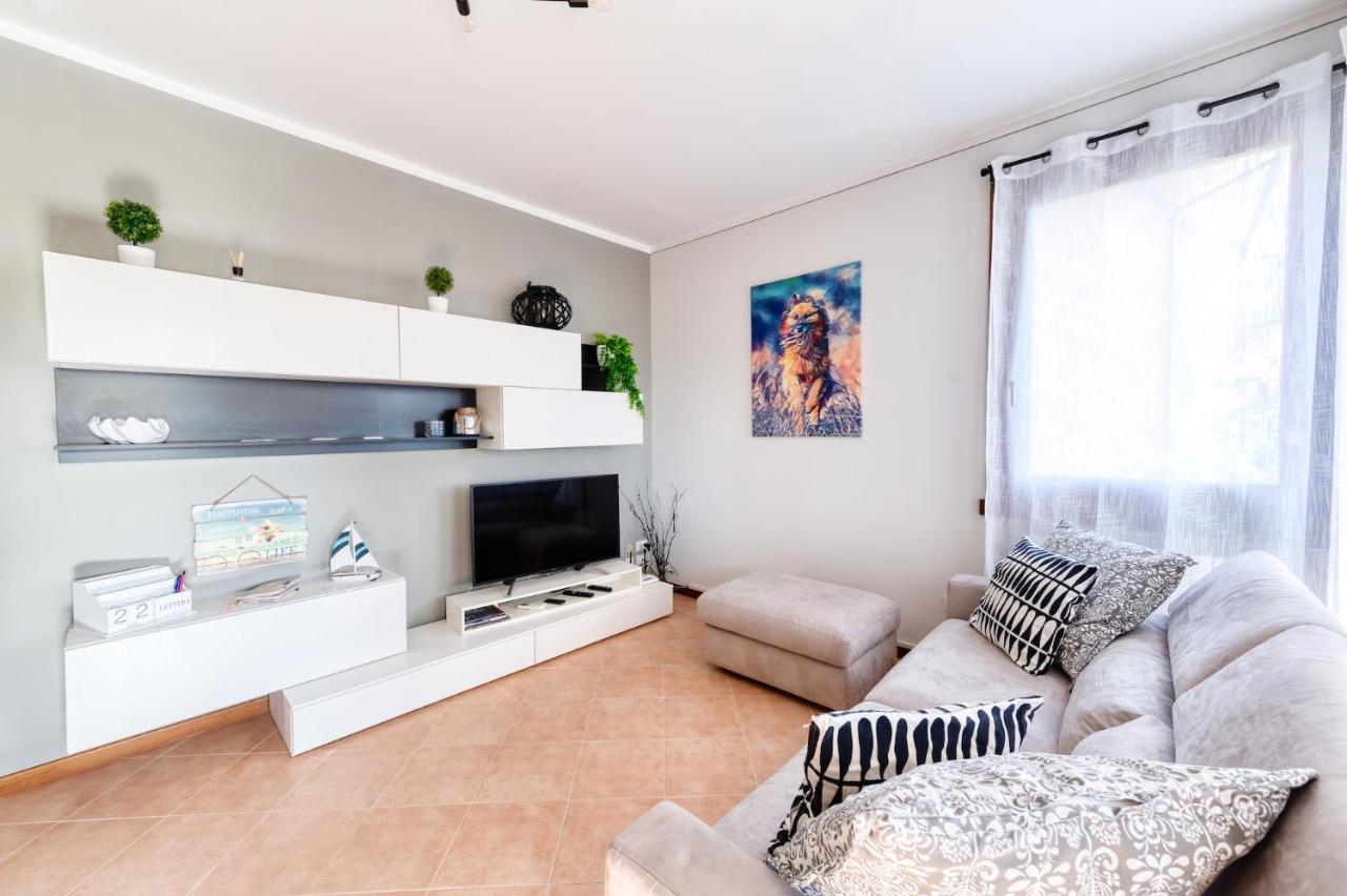 Wolf House - Sirmione Holiday Екстериор снимка