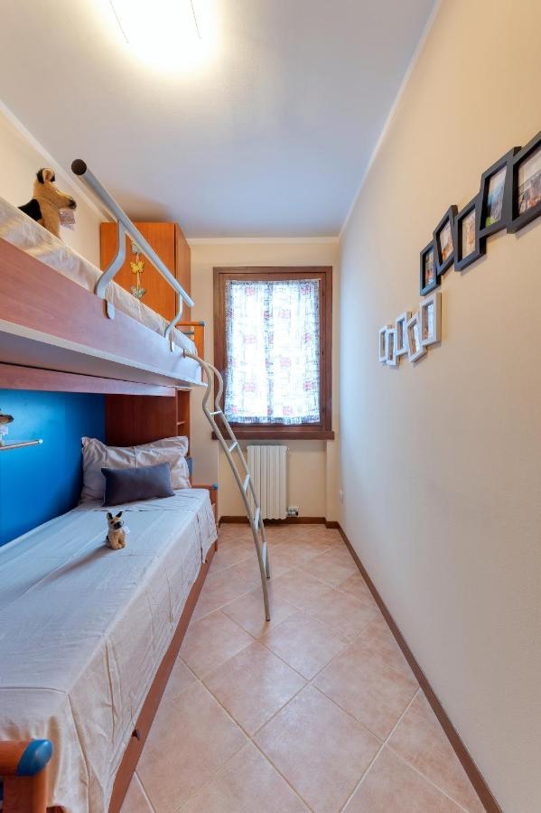 Wolf House - Sirmione Holiday Екстериор снимка