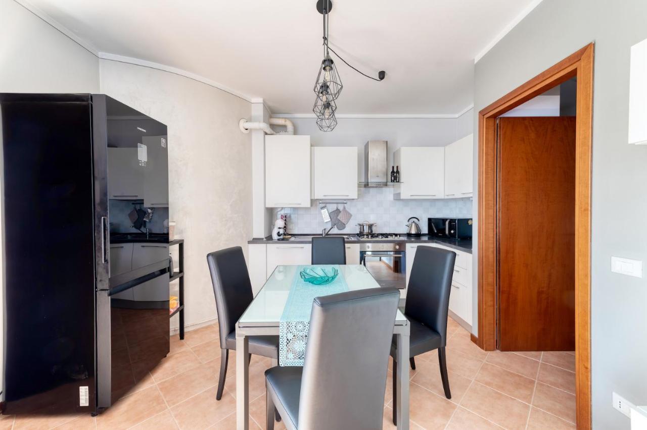 Wolf House - Sirmione Holiday Екстериор снимка
