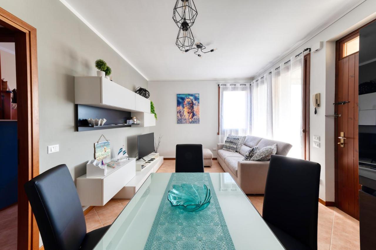 Wolf House - Sirmione Holiday Екстериор снимка
