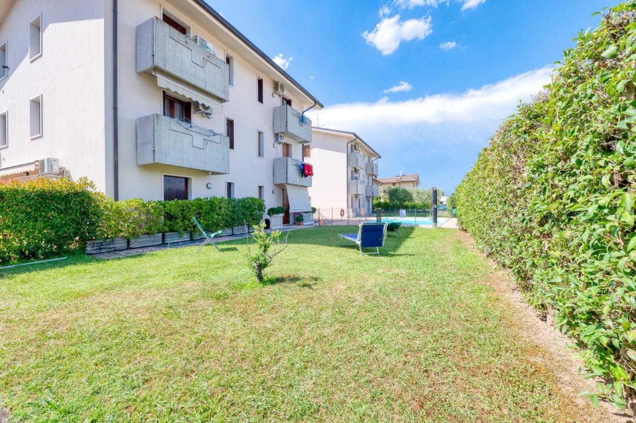 Wolf House - Sirmione Holiday Екстериор снимка